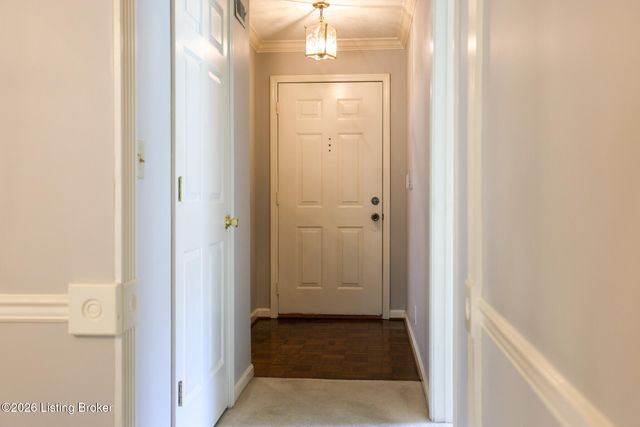 103 Forest Park Rd, Louisville, KY 40223