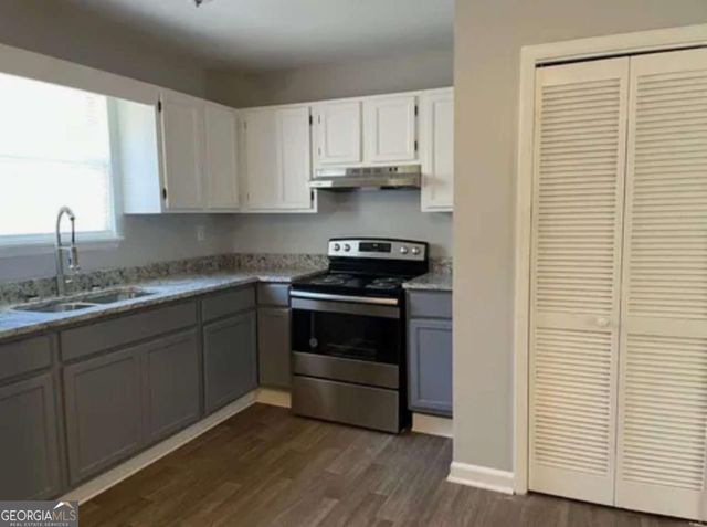 6504 Buffington Road, Union City, GA 30291