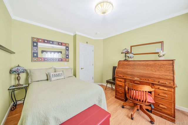 63 Madison Circle, Middle Island, NY 11953