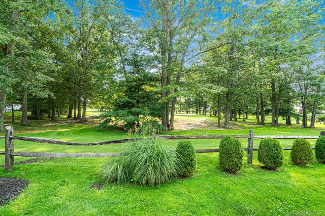 63 Madison Circle, Middle Island, NY 11953