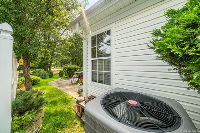 63 Madison Circle, Middle Island, NY 11953