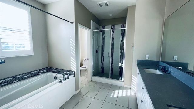 140 Parkwood, Irvine, CA 92620