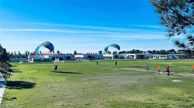 140 Parkwood, Irvine, CA 92620