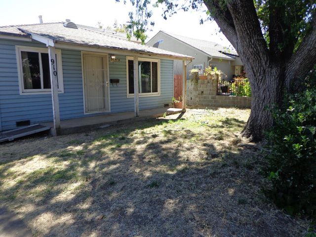 910 Calvados Ave, Sacramento, CA 95815