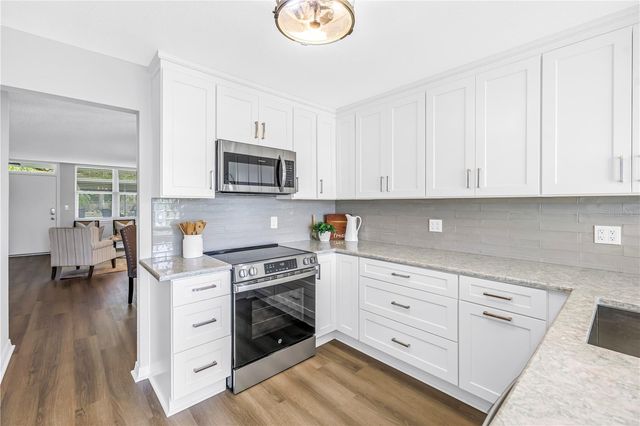 4715 BAY STREET NE 135, St Petersburg, FL 33703