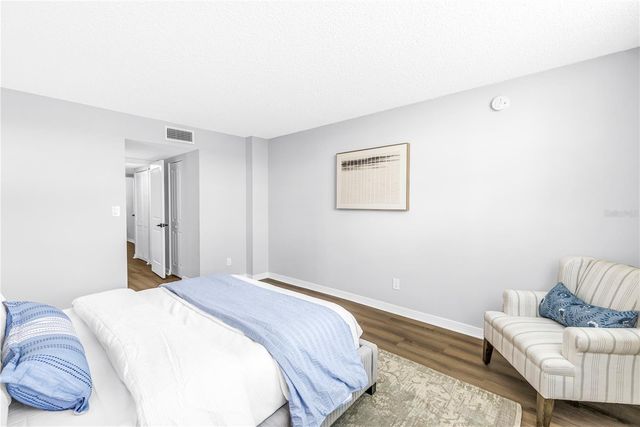 4715 BAY STREET NE 135, St Petersburg, FL 33703