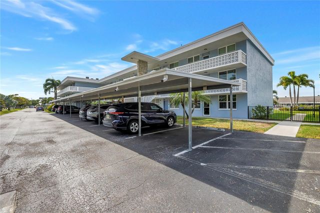 4715 BAY STREET NE 135, St Petersburg, FL 33703