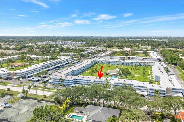 4715 BAY STREET NE 135, St Petersburg, FL 33703