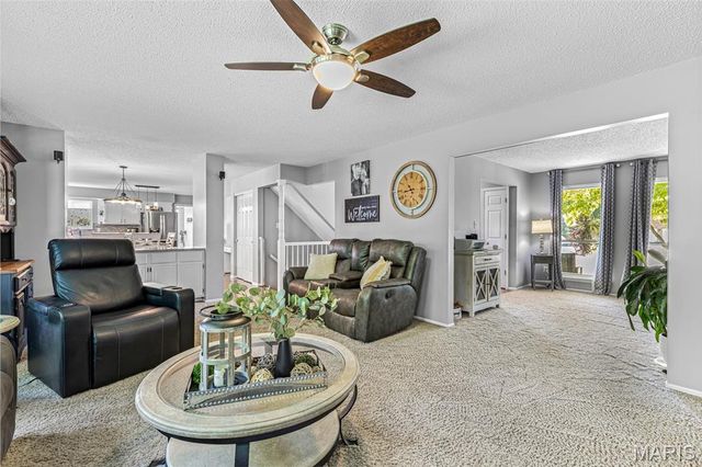 88 James River Court, St Charles, MO 63304