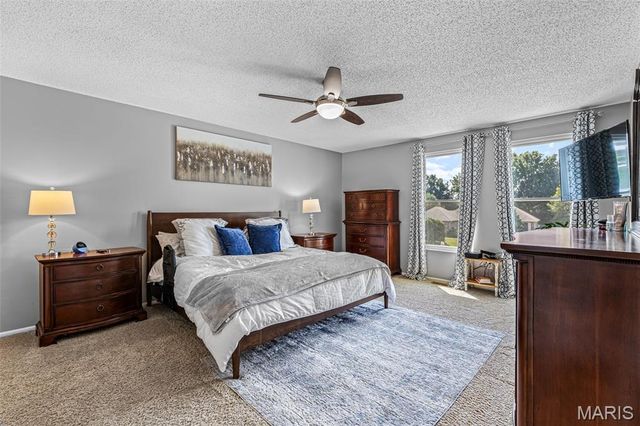 88 James River Court, St Charles, MO 63304