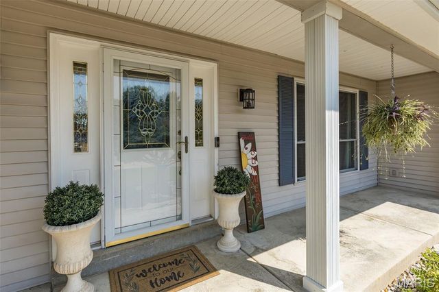 88 James River Court, St Charles, MO 63304