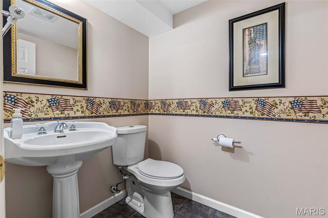 88 James River Court, St Charles, MO 63304