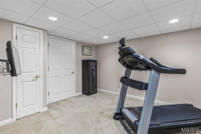 88 James River Court, St Charles, MO 63304