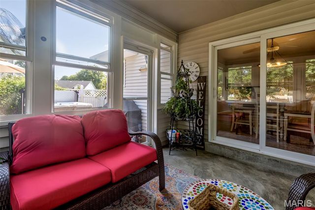 88 James River Court, St Charles, MO 63304
