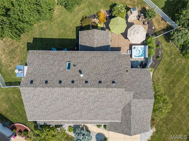 88 James River Court, St Charles, MO 63304