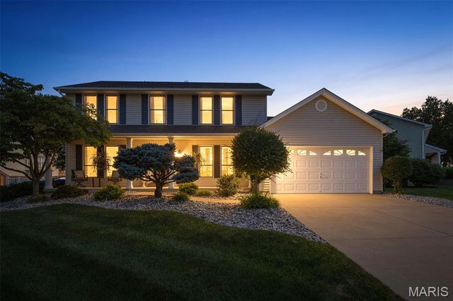 88 James River Court, St Charles, MO 63304