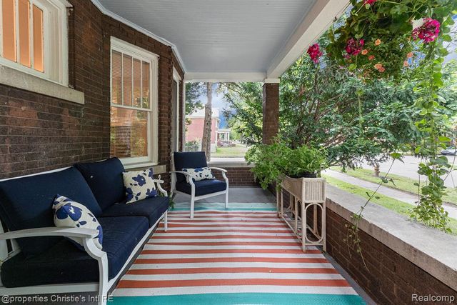 3412 Field Street, Detroit, MI 48214