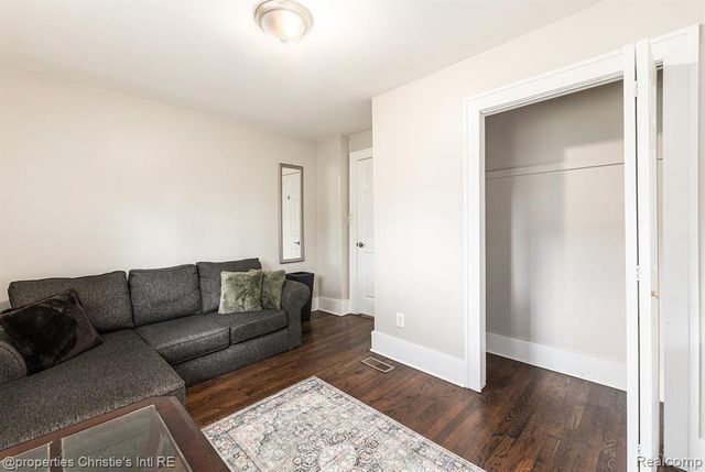 3412 Field Street, Detroit, MI 48214