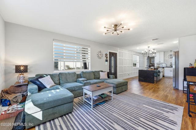 1516 12TH Avenue N, Jacksonville Beach, FL 32250