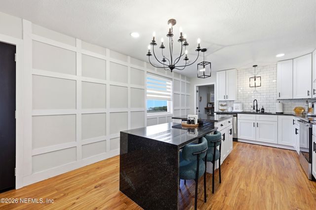 1516 12TH Avenue N, Jacksonville Beach, FL 32250