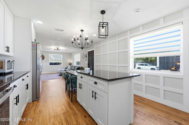 1516 12TH Avenue N, Jacksonville Beach, FL 32250