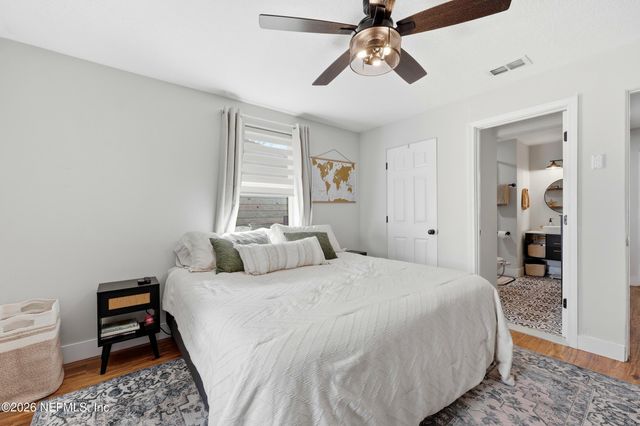 1516 12TH Avenue N, Jacksonville Beach, FL 32250