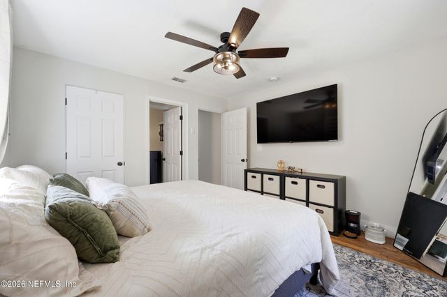 1516 12TH Avenue N, Jacksonville Beach, FL 32250