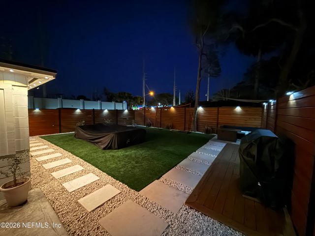 1516 12TH Avenue N, Jacksonville Beach, FL 32250