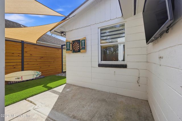 1516 12TH Avenue N, Jacksonville Beach, FL 32250