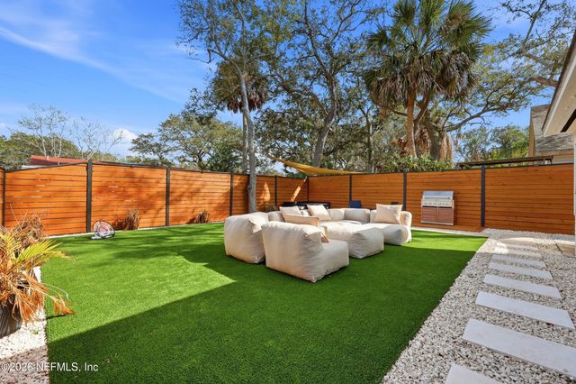 1516 12TH Avenue N, Jacksonville Beach, FL 32250