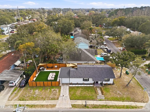 1516 12TH Avenue N, Jacksonville Beach, FL 32250