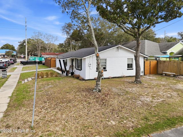 1516 12TH Avenue N, Jacksonville Beach, FL 32250