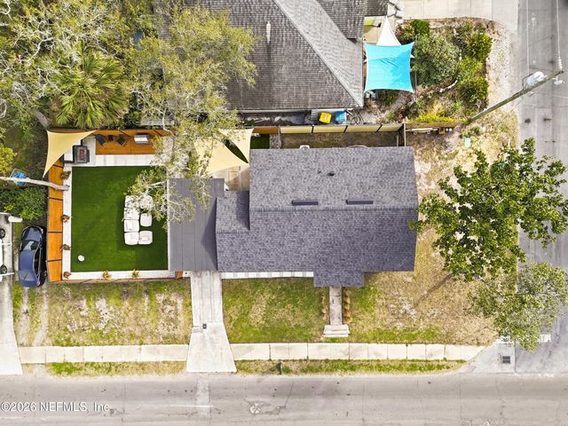 1516 12TH Avenue N, Jacksonville Beach, FL 32250