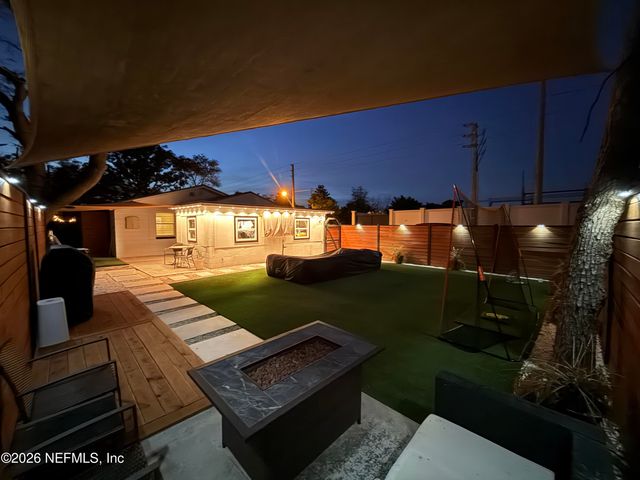 1516 12TH Avenue N, Jacksonville Beach, FL 32250