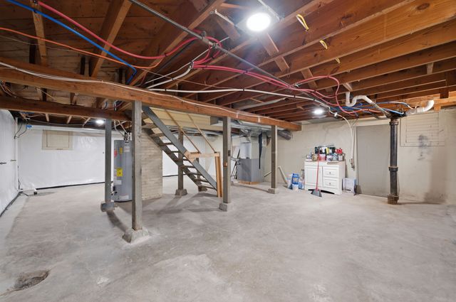 353 N Oliver, Wichita, KS 67208