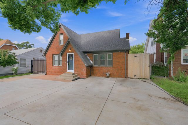 353 N Oliver, Wichita, KS 67208