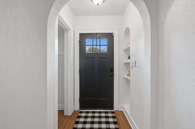 353 N Oliver, Wichita, KS 67208