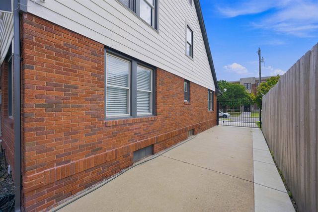 353 N Oliver, Wichita, KS 67208