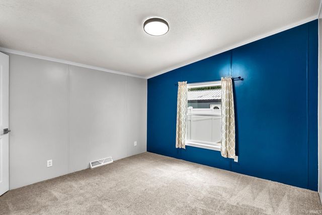 2263 W 250 S, Warsaw, IN 46580