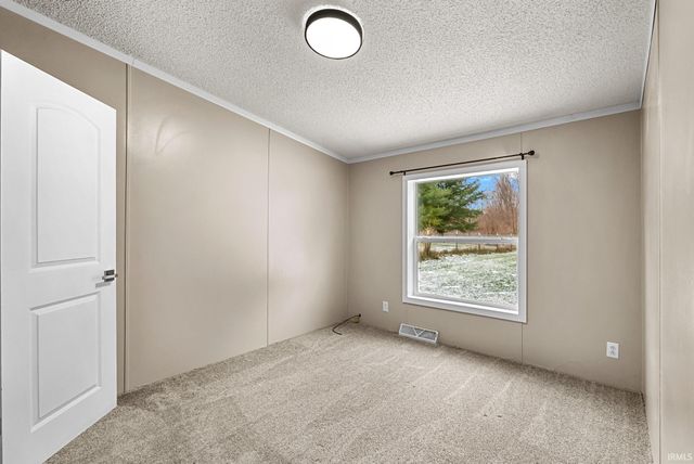 2263 W 250 S, Warsaw, IN 46580