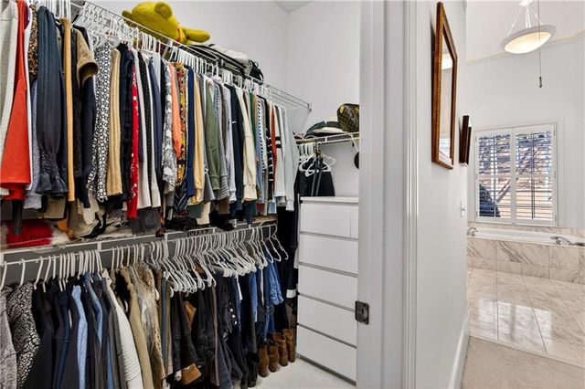 2075 River Falls Drive, Roswell, GA 30076