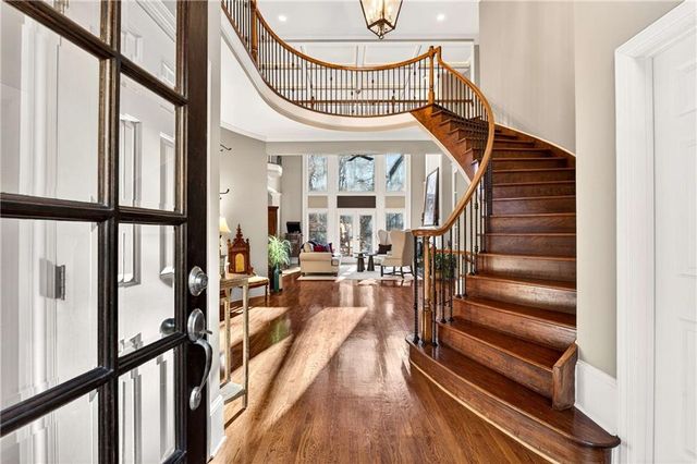 2075 River Falls Drive, Roswell, GA 30076