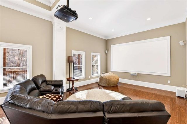 2075 River Falls Drive, Roswell, GA 30076