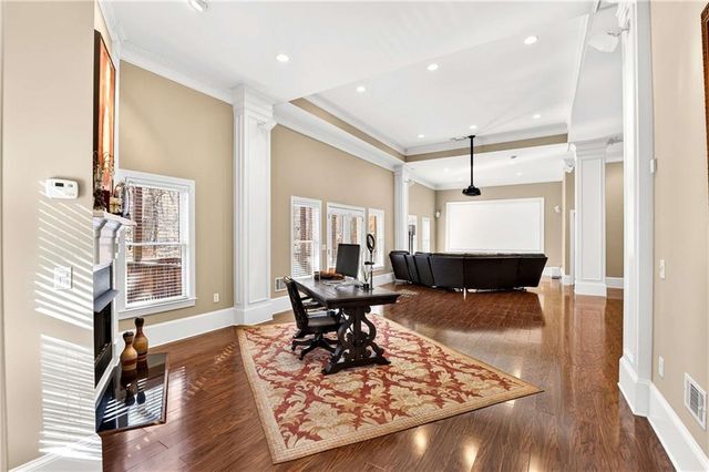 2075 River Falls Drive, Roswell, GA 30076