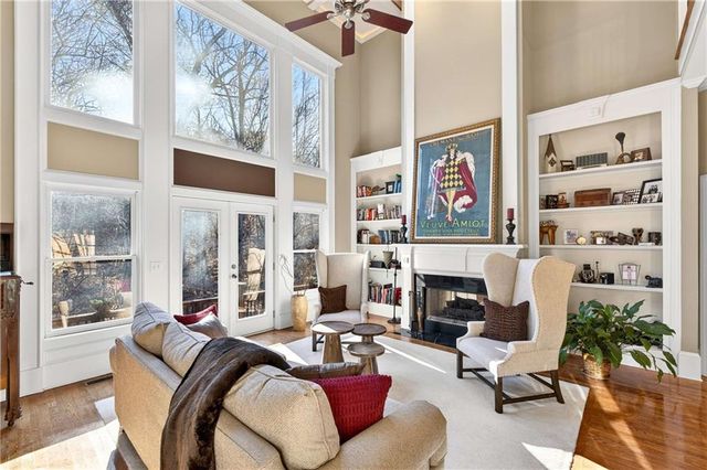 2075 River Falls Drive, Roswell, GA 30076