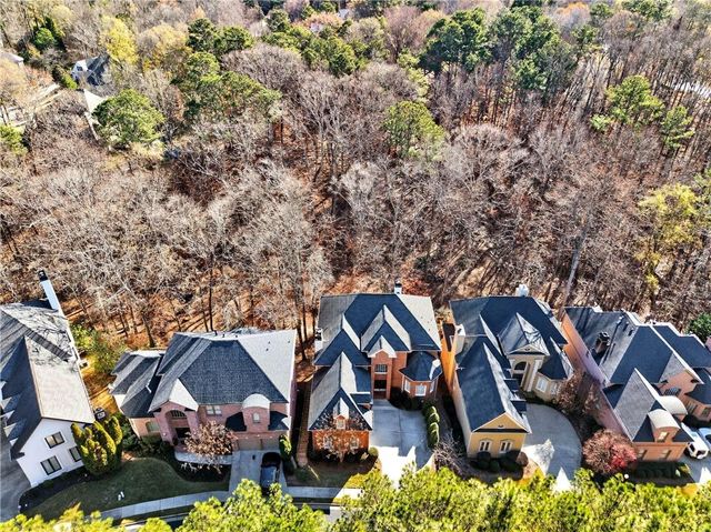 2075 River Falls Drive, Roswell, GA 30076