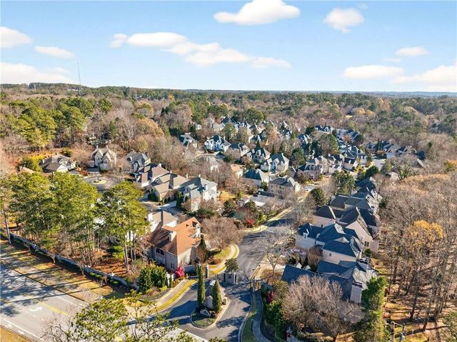 2075 River Falls Drive, Roswell, GA 30076