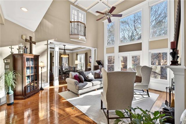 2075 River Falls Drive, Roswell, GA 30076