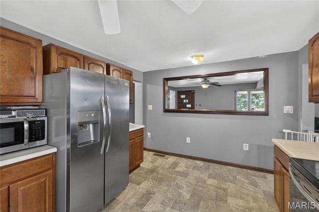 118 Highway N, Winfield, MO 63389
