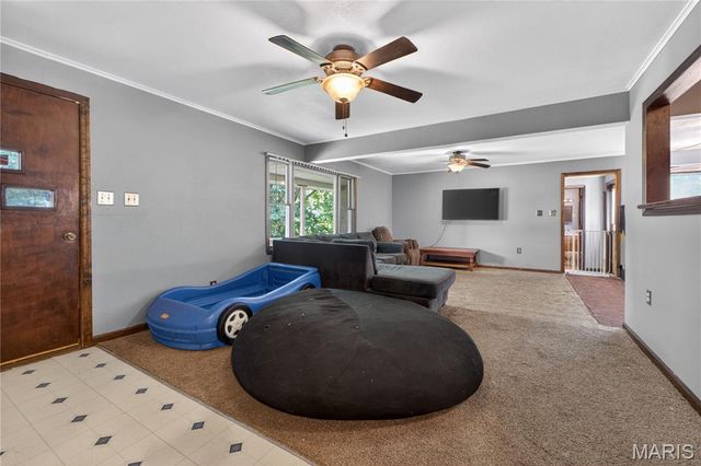 118 Highway N, Winfield, MO 63389